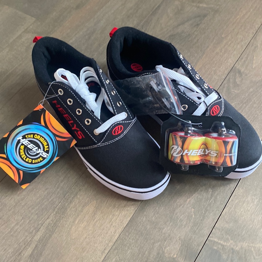 Heelys Wheeled Shoe